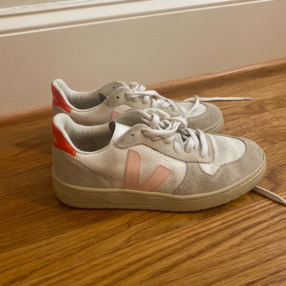 Veja sneakers